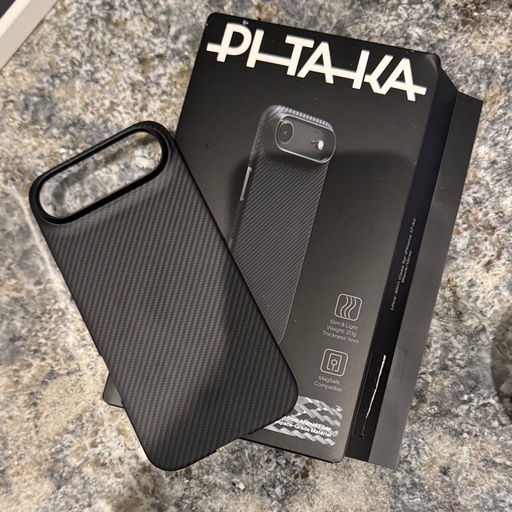 Black PITAKA Phone Case IPHONE 17 air
